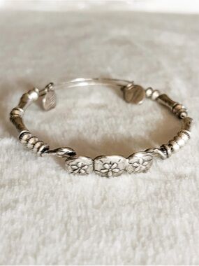 Alex and Ani Sand Dollar Wrap Bracelet - Silver